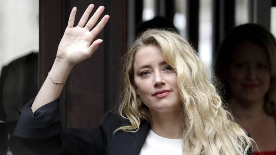 Амбър Хърд отново стана майка (СНИМКА)