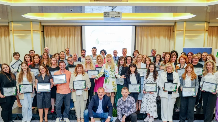 ОББ отличи три компании за постижения в устойчивото развитие по време на конкурса „Най-зелените компании“ на b2b Медия