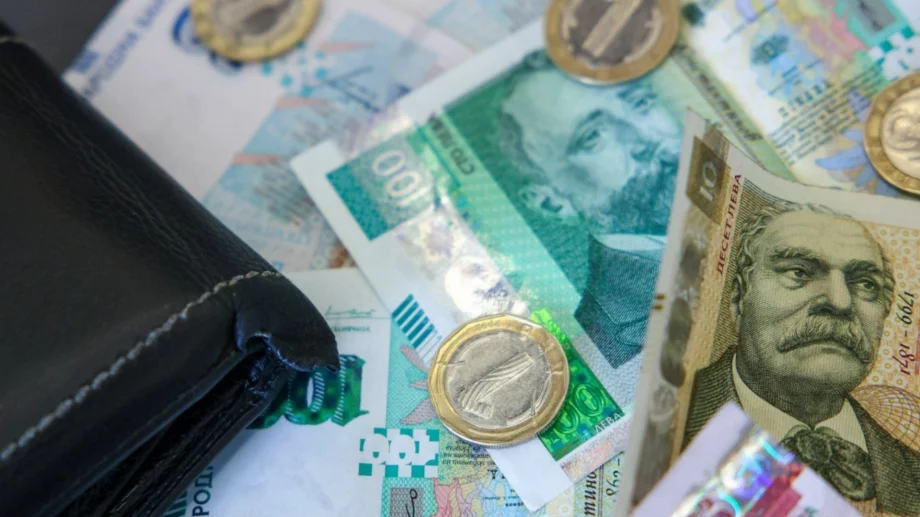 Отчетоха дефлация през април