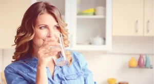 5 ефективни начина да започнете да пиете повече вода