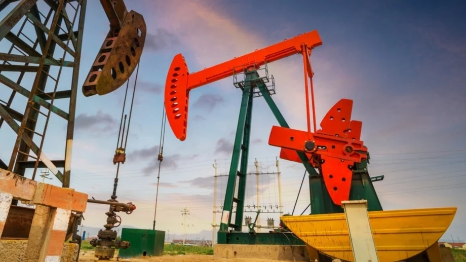 Нов обрат с цената на петрола