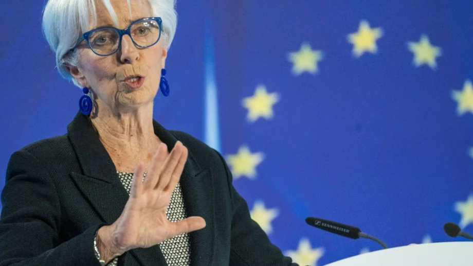 Остава ли Кристин Лагард начело на ЕЦБ?