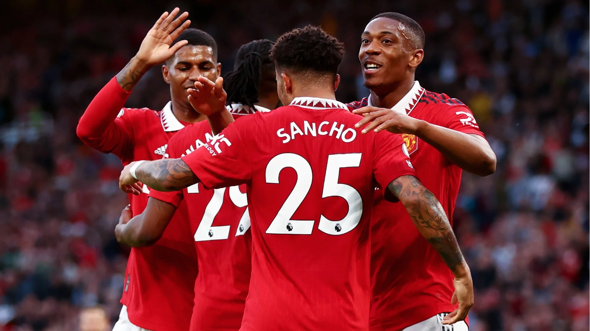 Изгонен от Манчестър Юнайтед готов да намали заплатата си, за да играе с Ламин Ямал