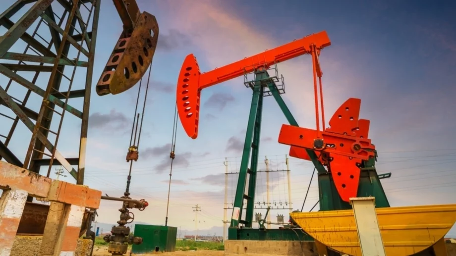 Обрат с цената на петрола заради ОПЕК