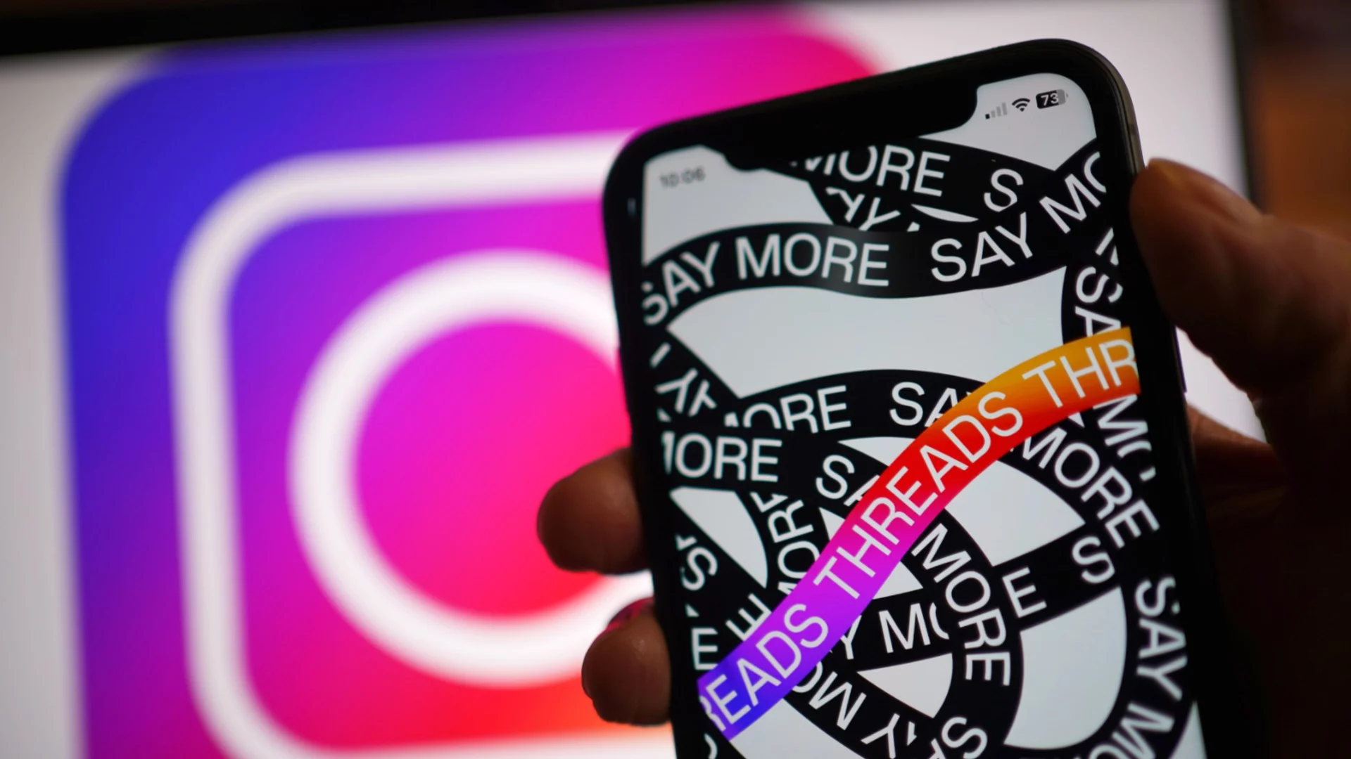 Без да пита, Meta взема данните ни за изкуствения си интелект: Как да се защитим?