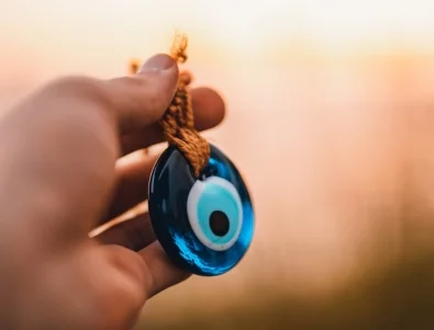 МВР ще бори корупцията с амулети