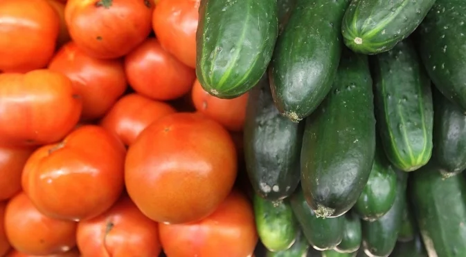 3 процедури, които спасяват реколтата от краставици, чушки и домати