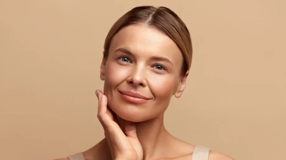 5 сутрешни навика, които могат да трансформират кожата ви по естествен път