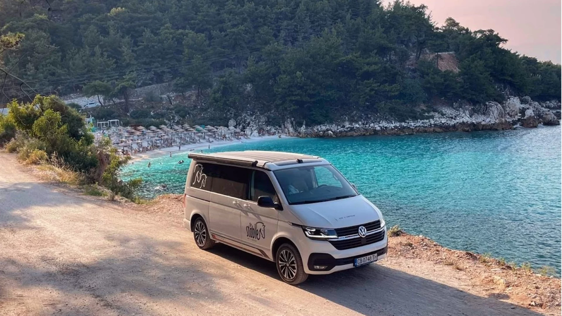 Кемперите на The Stable Vans: Безброй километри и свобода след всеки завой