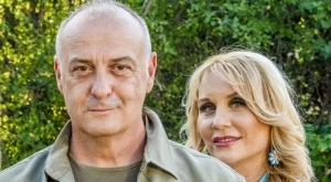 Краси Радков и жена му Станислава за първи път показаха сина си (СНИМКА)