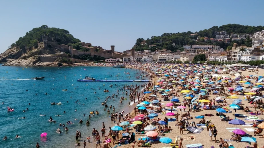 Испания чака 100 милиона посетители това лято