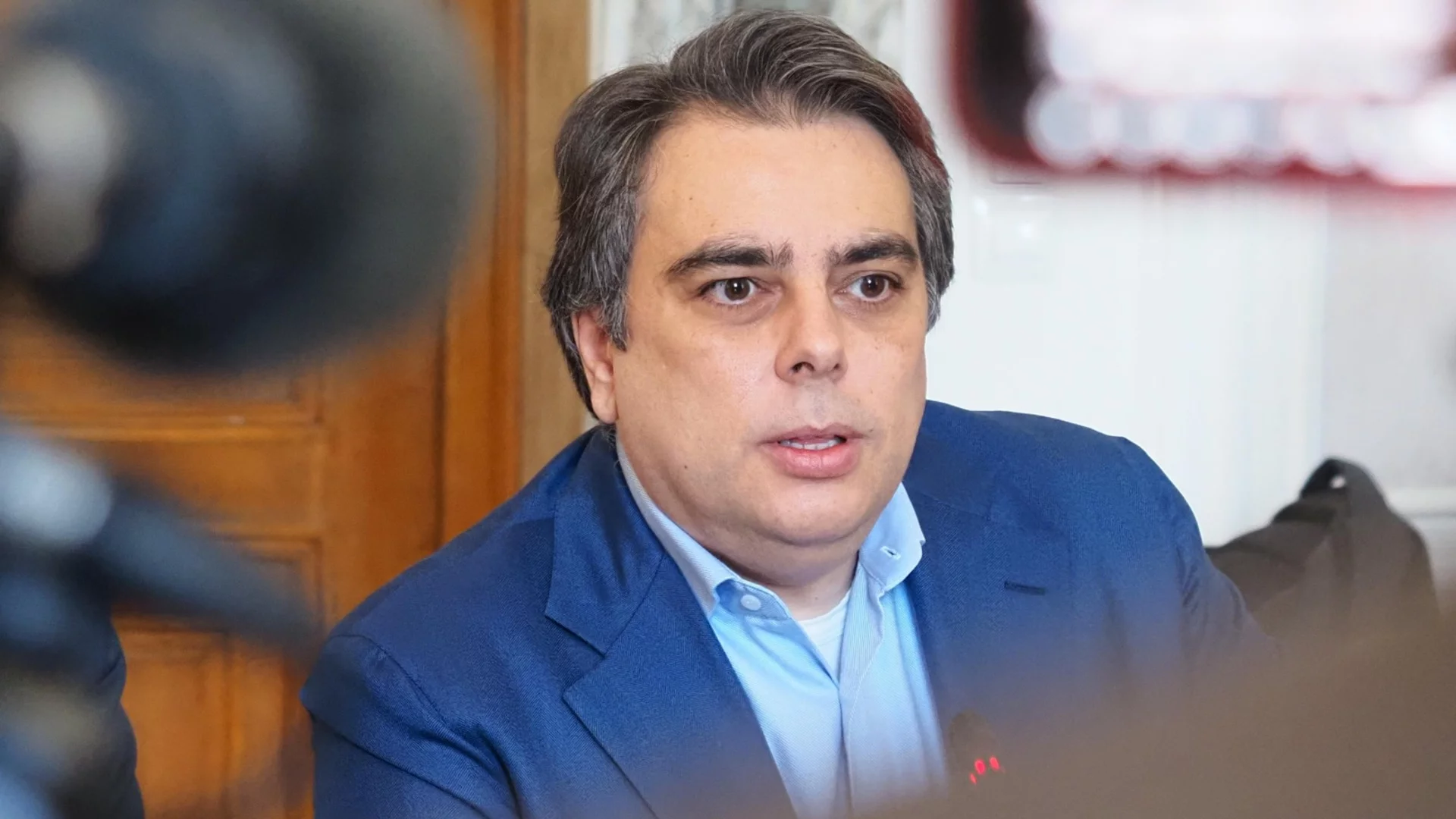 Meta изтри Facebook страницата на Асен Василев