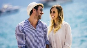 Тези 3 зодиакални двойки винаги намират пътя си един към друг