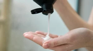 8 неща, които можете да почиствате с шампоан