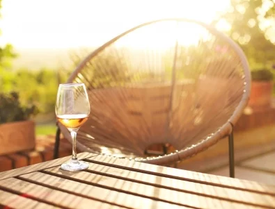 Пет вълшебни сцени от лятото – и едно вино, което ги свързва