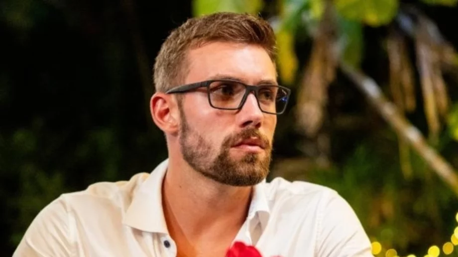 Ще се изненадате коя участничка в "Ергенът" е близка с Виктор