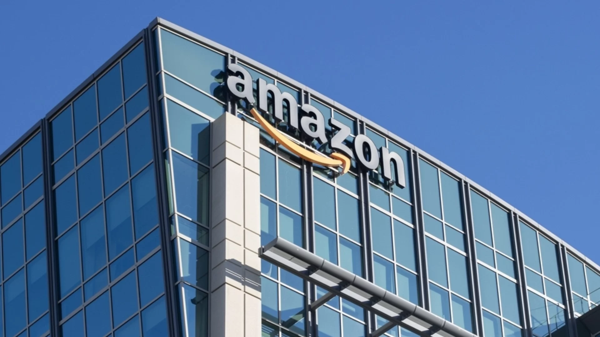 Amazon иска да печата собствена валута, как ще се отрази на банките