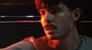 Юли от "Молец" пусна лятно солово парче (ВИДЕО)