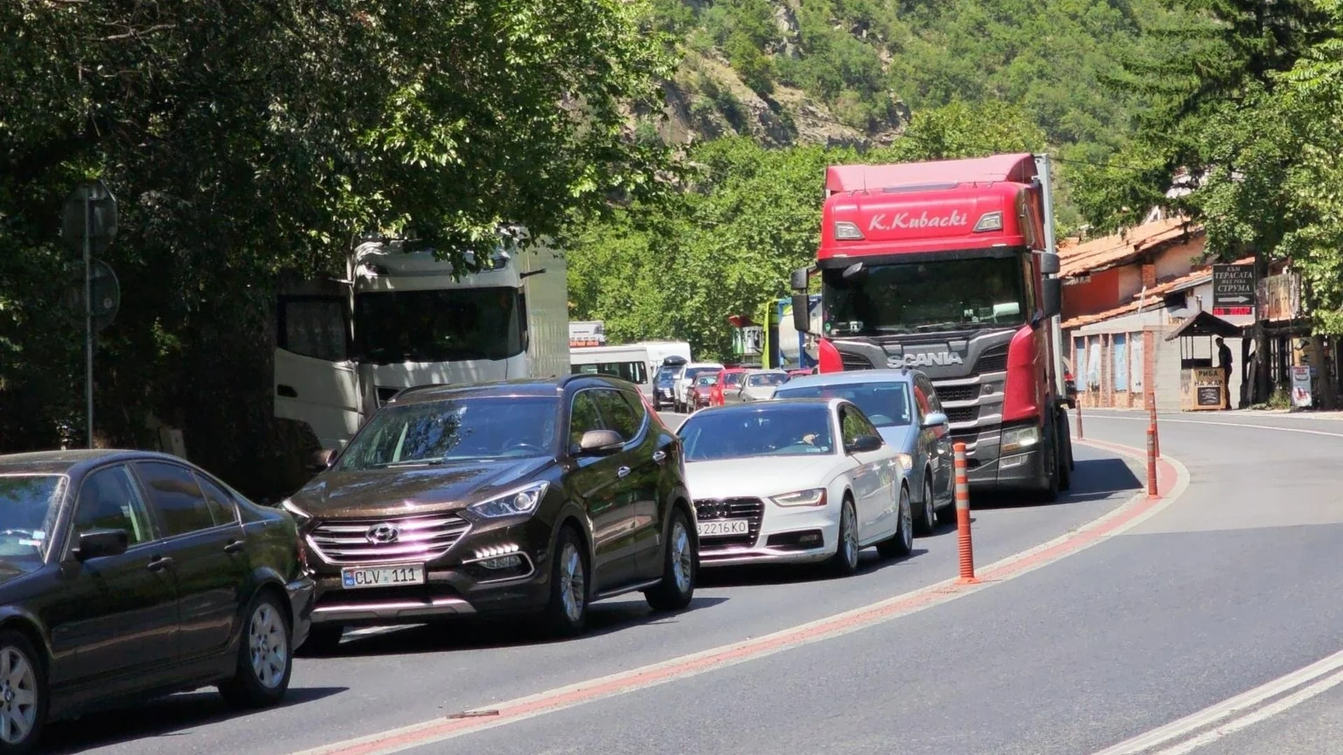 Регионалното министерство предлага мерки за облекчаване на задръстванията в Кресна