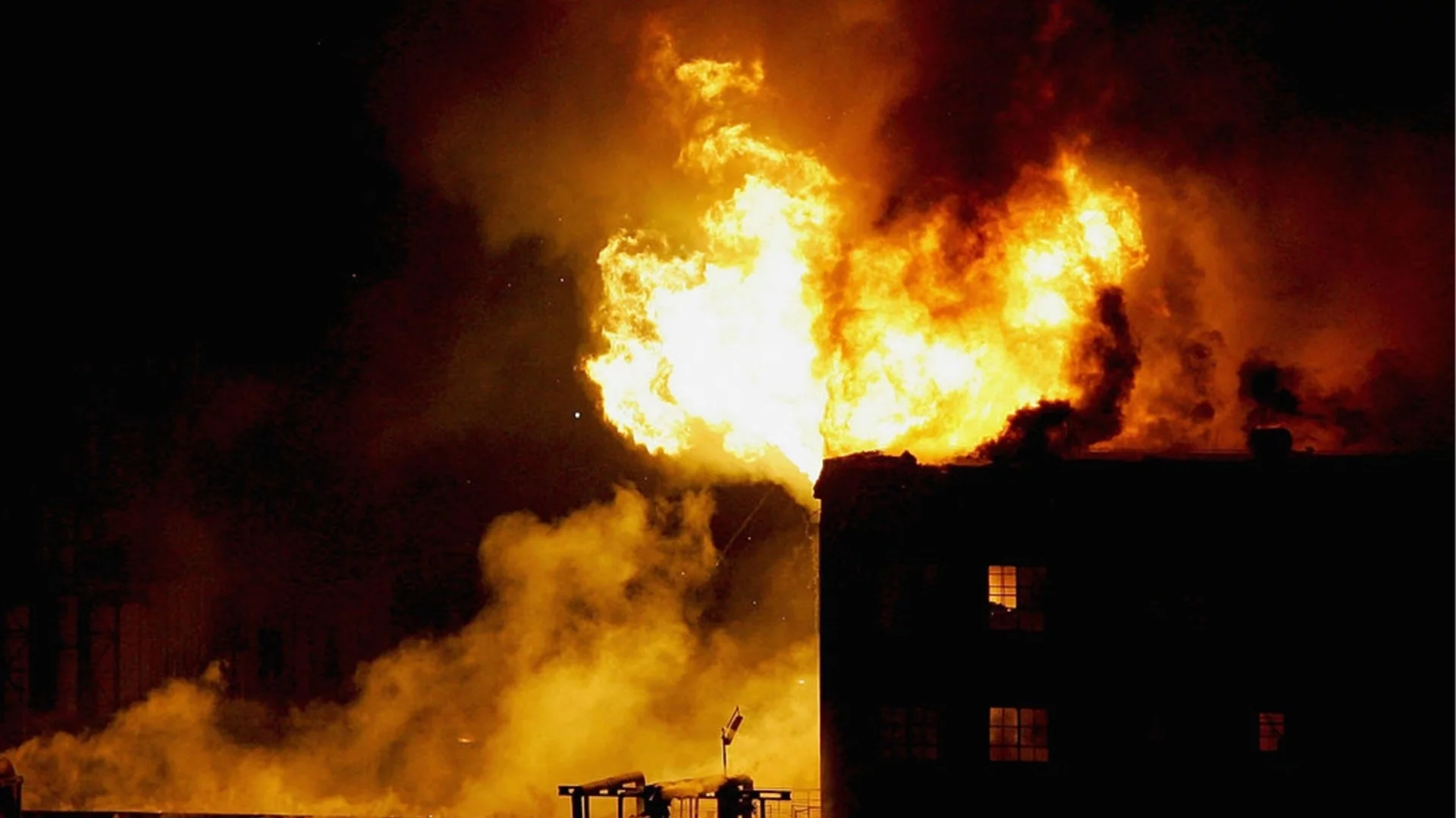 Мощен взрив разтърси Рим, има ранени (ВИДЕА)