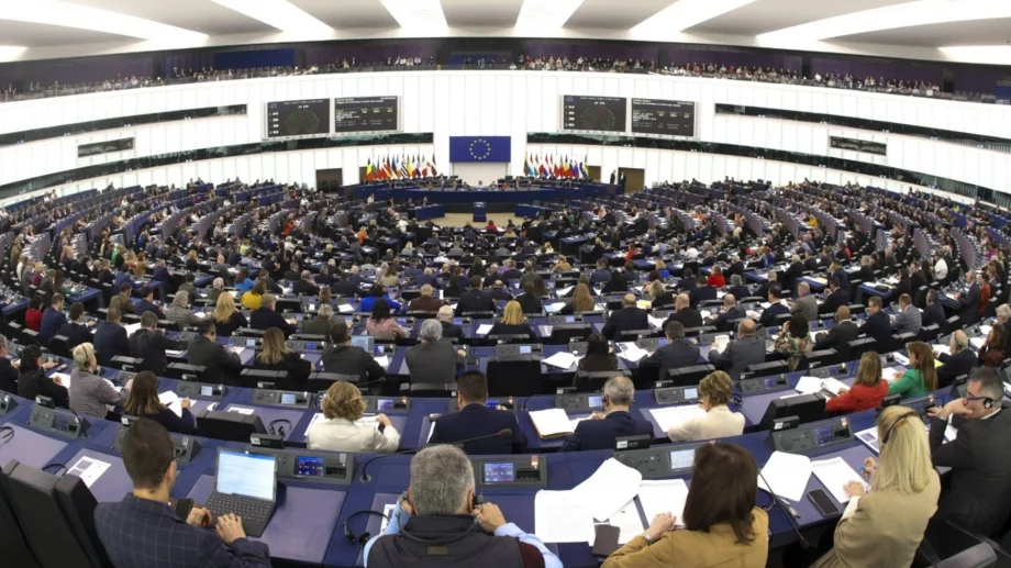 Европейският парламент и ЕКОФИН одобриха влизането на България в еврозоната