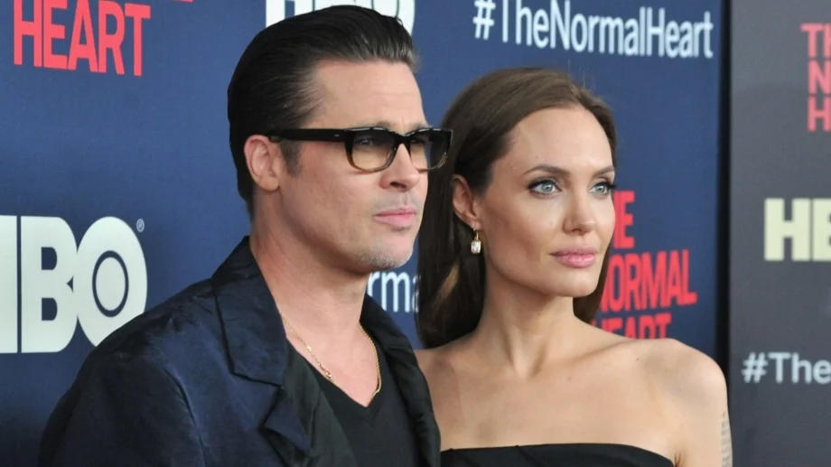 Брад Пит иска достъп до съобщенията на Анджелина, ето защо