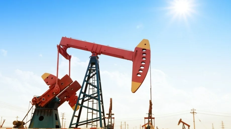 Цената на петрола тръгна нагоре заради евентуални нови санкции срещу Русия