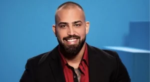 Няма да повярвате коя участничка от "Ергенът" е новото гадже на Виктор от Big Brother (СНИМКА)