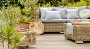 Как правилно да почиствате плетени мебели