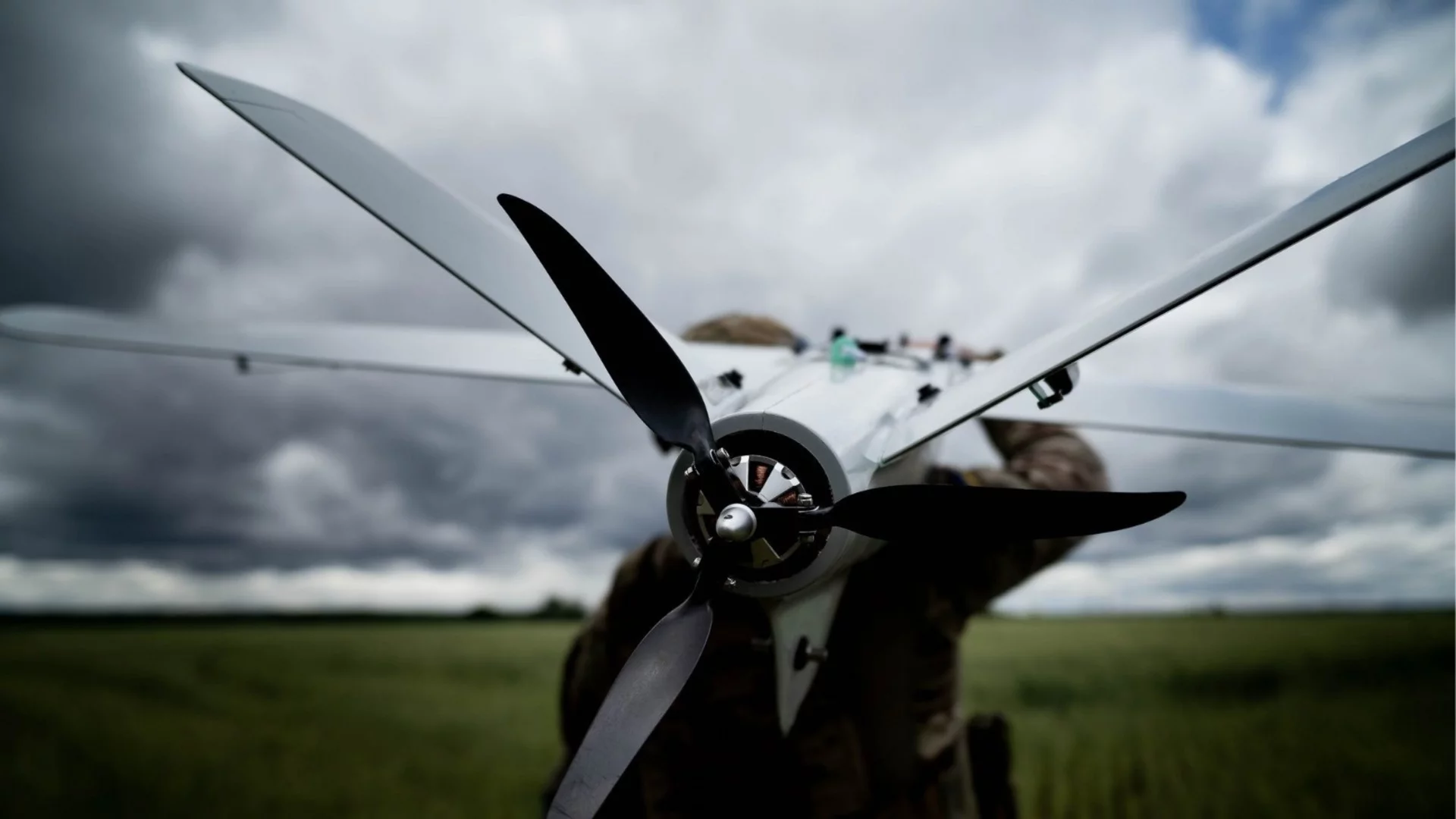 Краде ли Европа тайните на най-голямата гордост на украинската армия?