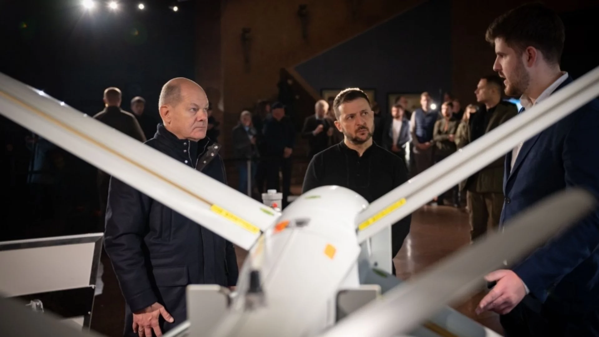 Зеленски изкушава Тръмп с украинско оръжие и обяви голяма промяна в украинското правителство (ВИДЕО)