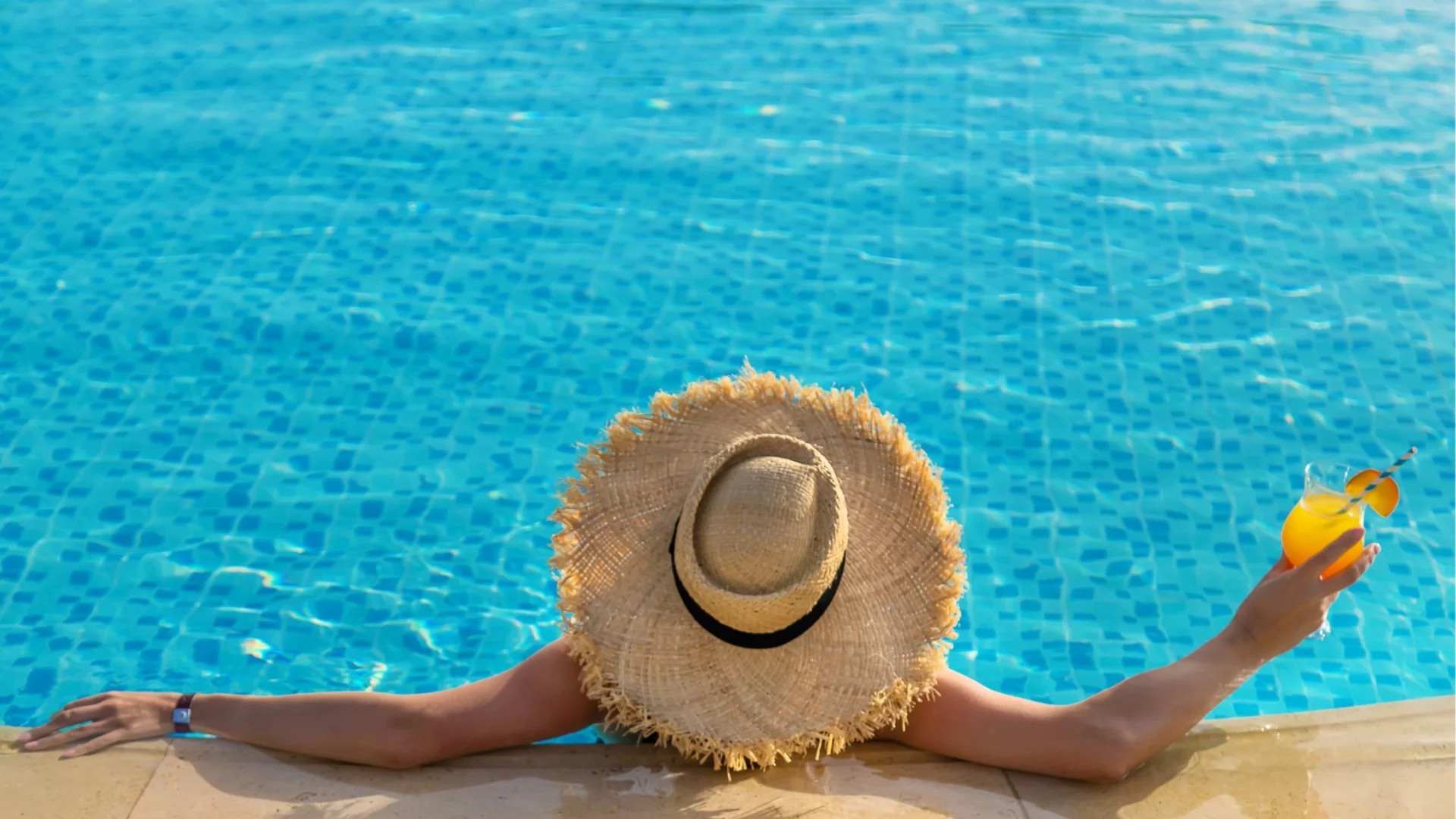 На плаж в града: 3 прохладни басейна в София