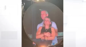 Хванатият в изневяра на концерта на Coldplay подаде оставка (ВИДЕО)