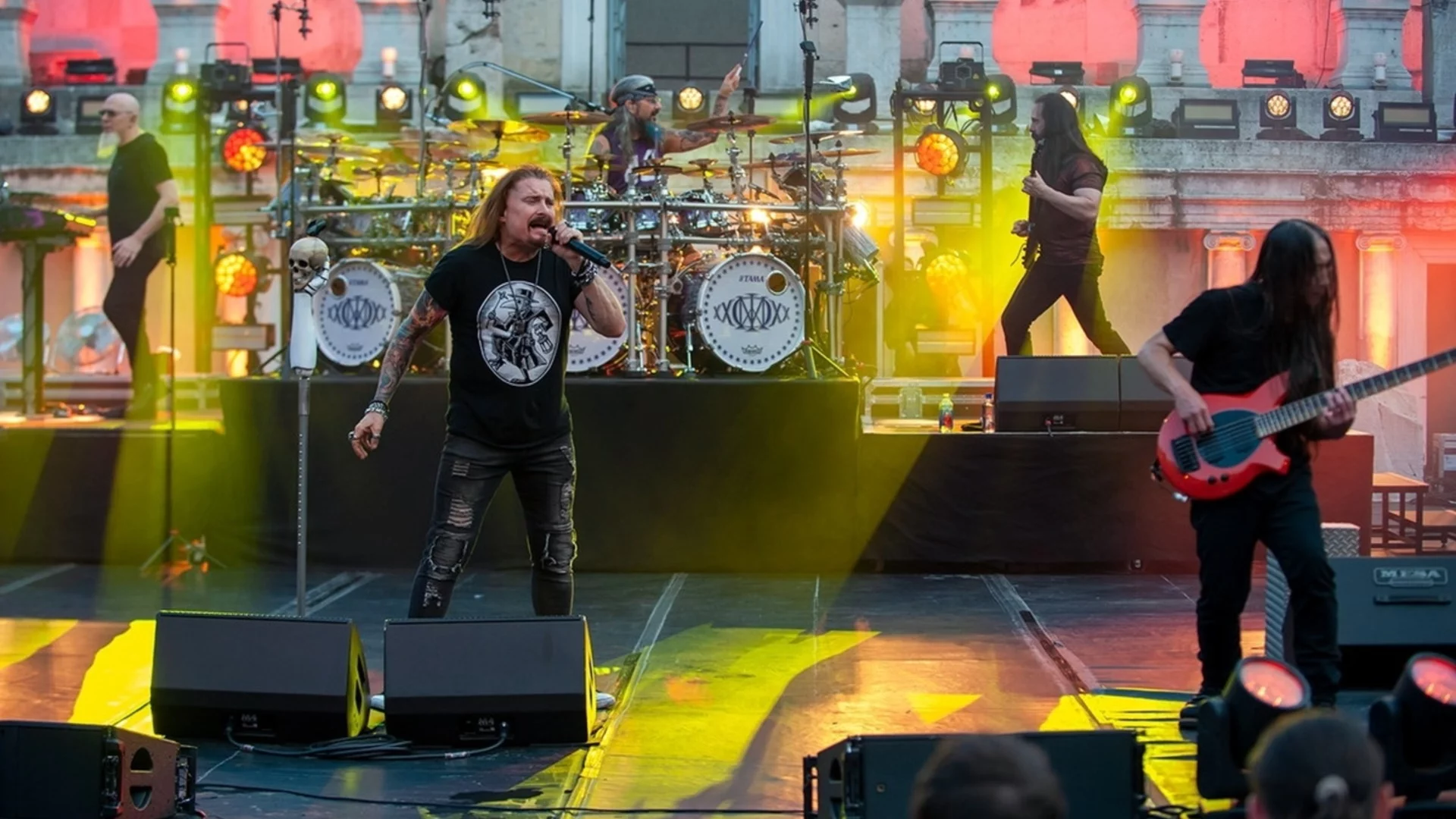 Гореща вечер с Dream Theater в Пловдив