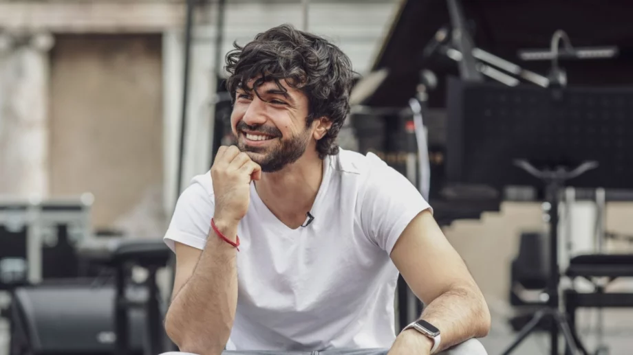 Коя е мистериозната дама в сърцето на Евгени от "Ергенът"? (ВИДЕО)