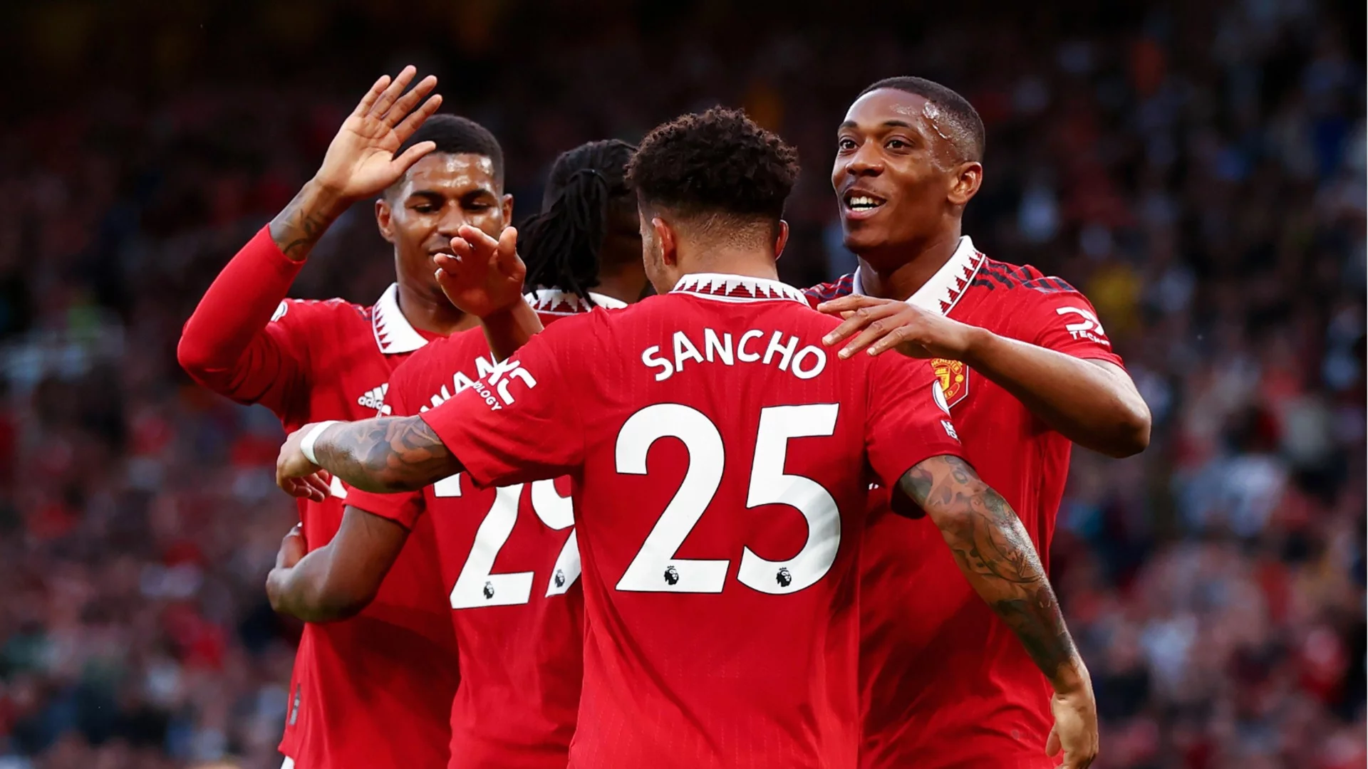 Официално: Чаканият трансфер от Юнайтед в Барса е факт, нападател ще носи емблематичен номер