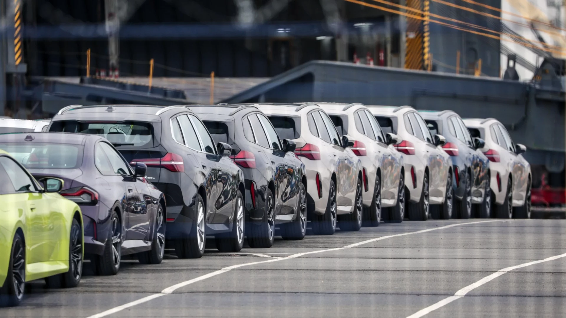 Да отпаднат екотаксите за превозните средства: ДБ внесе законопроект