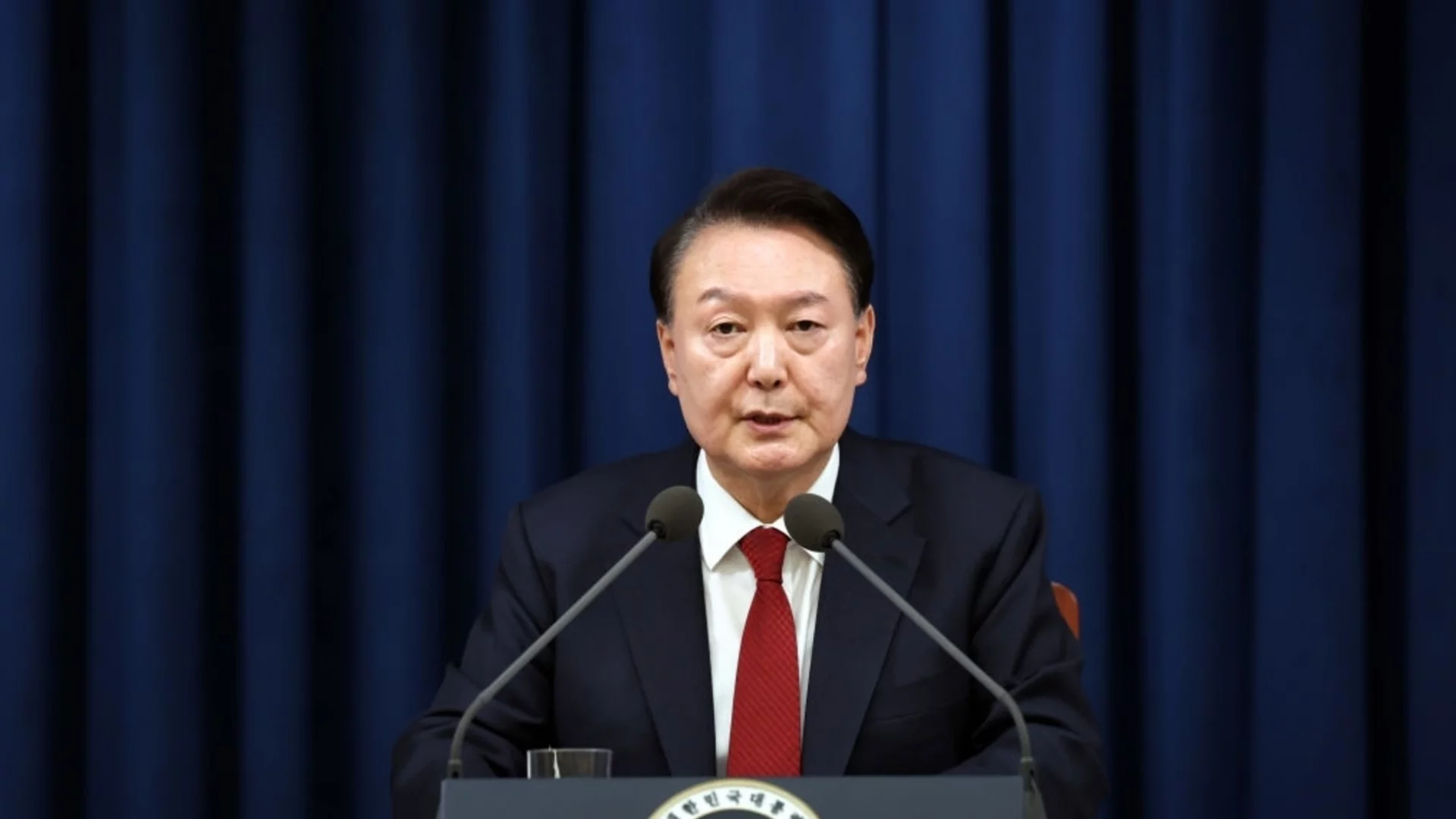 Арестуват съпругата на вкарания в затвора бивш президент на Южна Корея