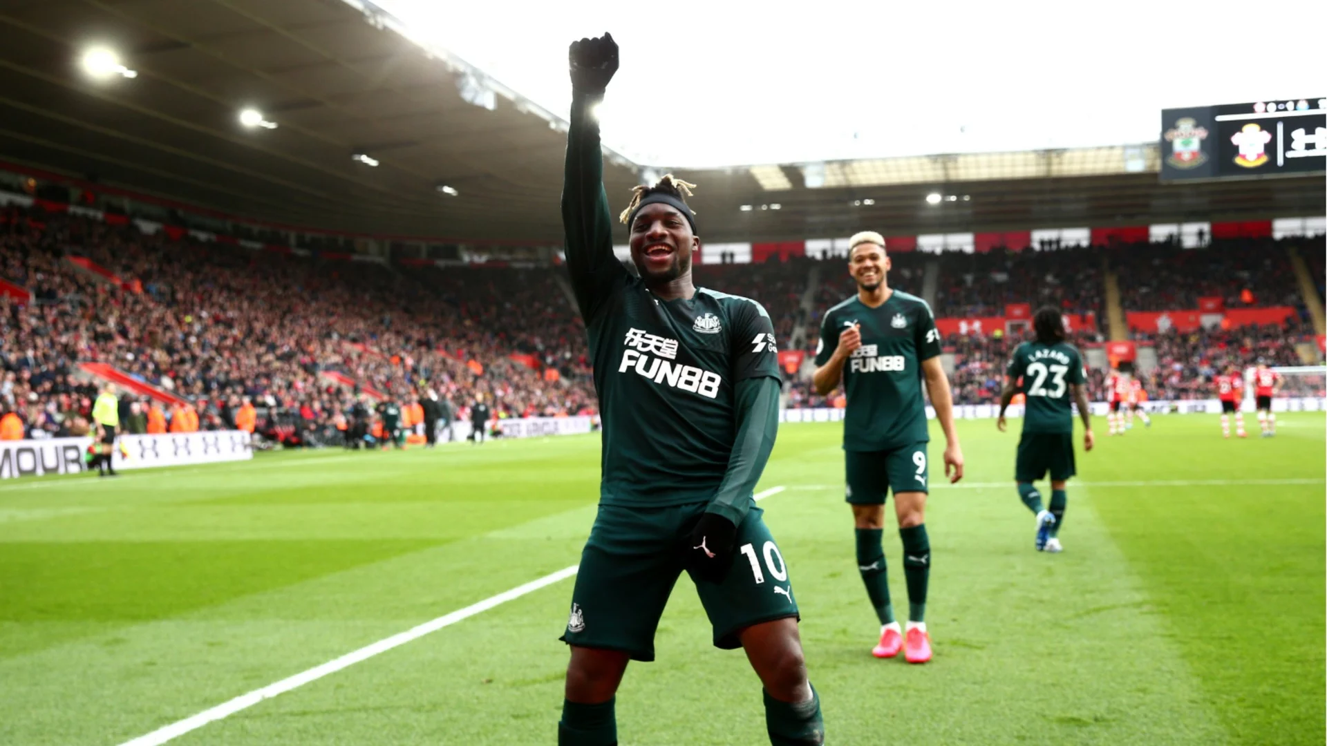 Бивша звезда на Нюкасъл премина в отбор от Северна Америка