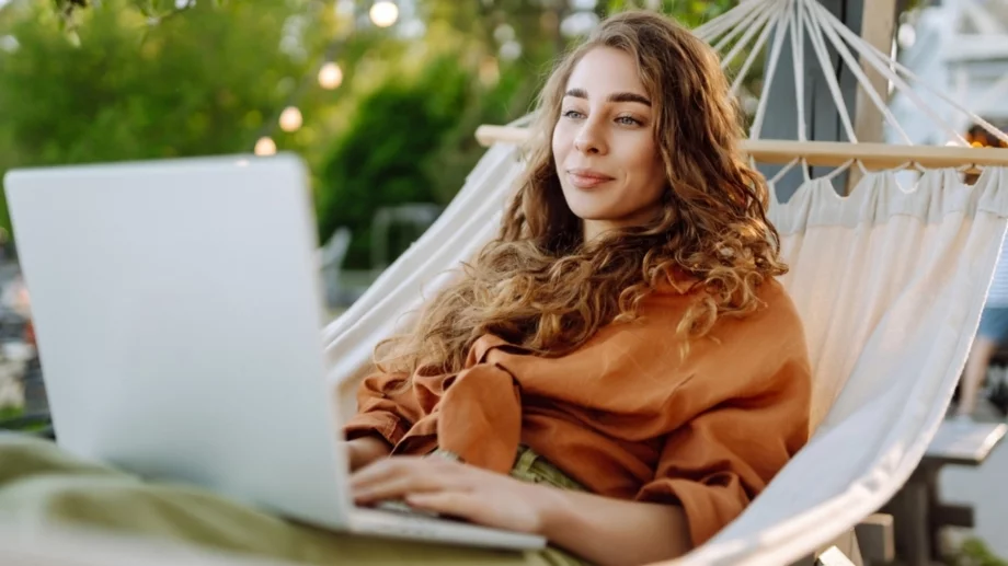 Хороскоп за утре, 19 август 2025: Мир за Овните, напомняне за Стрелците 