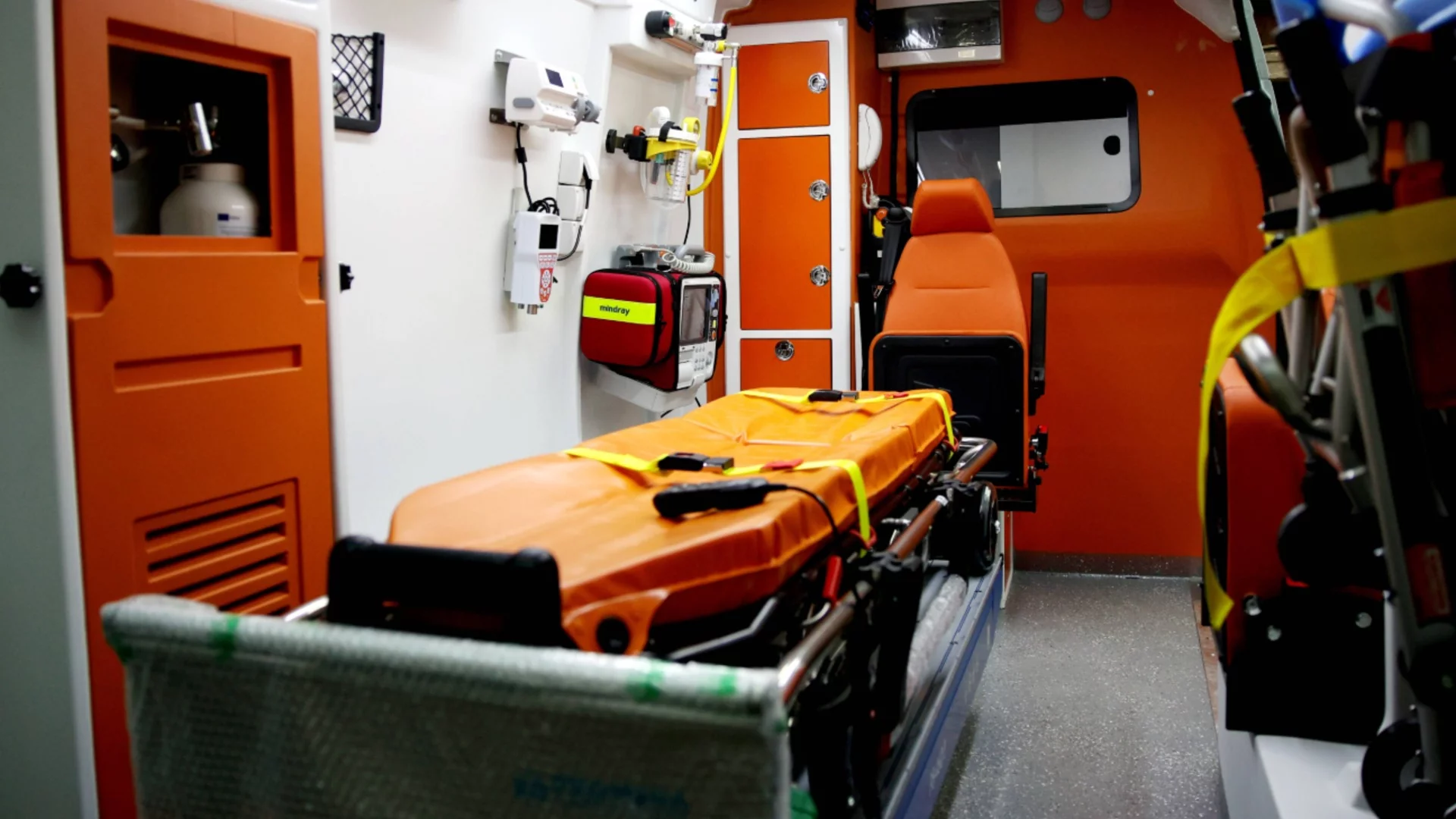 Трима загинали и поне 20 ранени в голяма катастрофа на турски пътнически автобус край Истанбул (СНИМКИ)