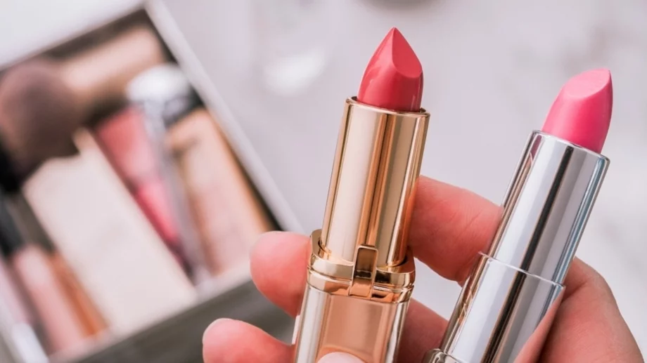 СПРЕТЕ да използвате червилото си, ако съдържа тези две съставки