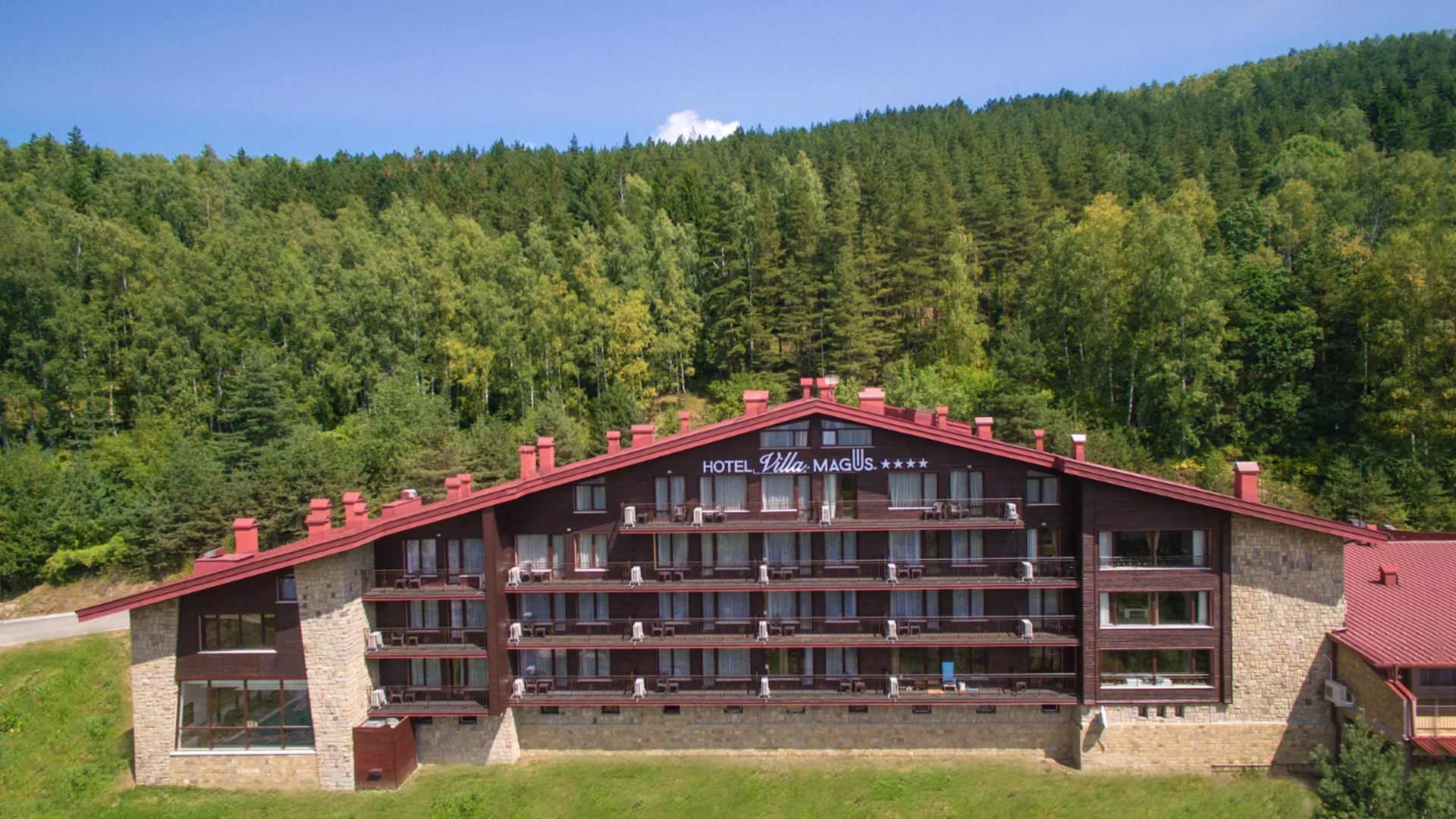 Хотел Вила Магус: вълшебна СПА почивка в планината