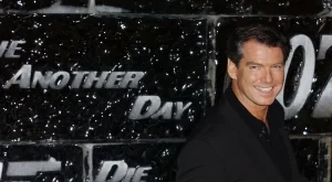 Пиърс Броснан се издаде за ролята му в новия филм за Джеймс Бонд