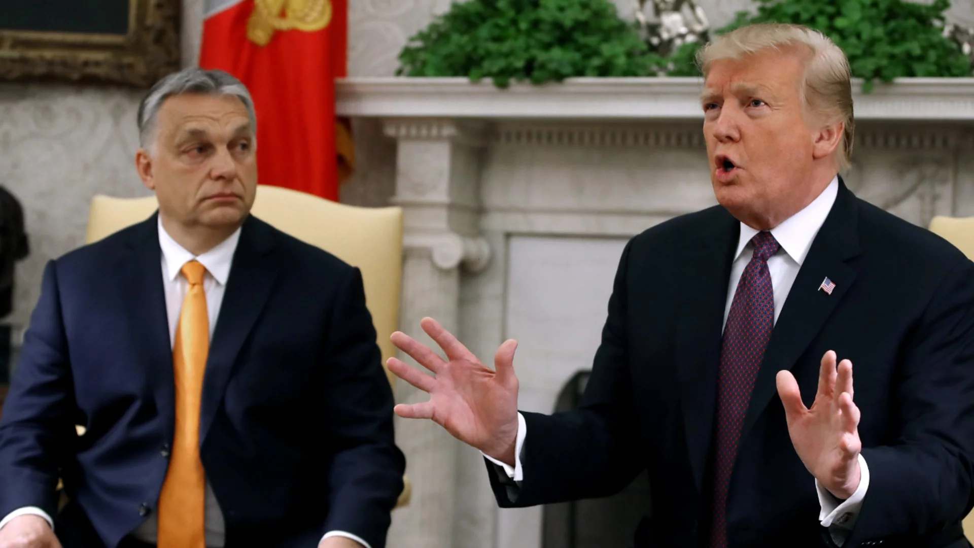 Тръмп с ръкописна бележка до Орбан: "Виктор, много съм ядосан, ти си ми голям приятел" (СНИМКА)