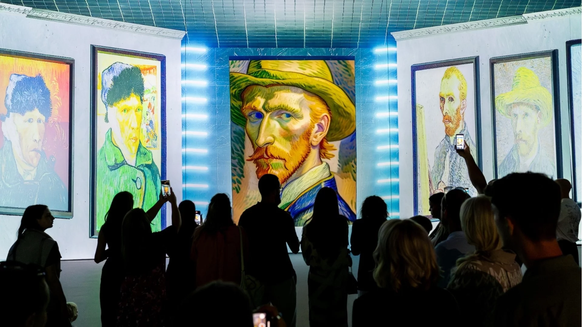 Музеят за имерсивно изкуство MINA отвори врати в София (СНИМКИ)