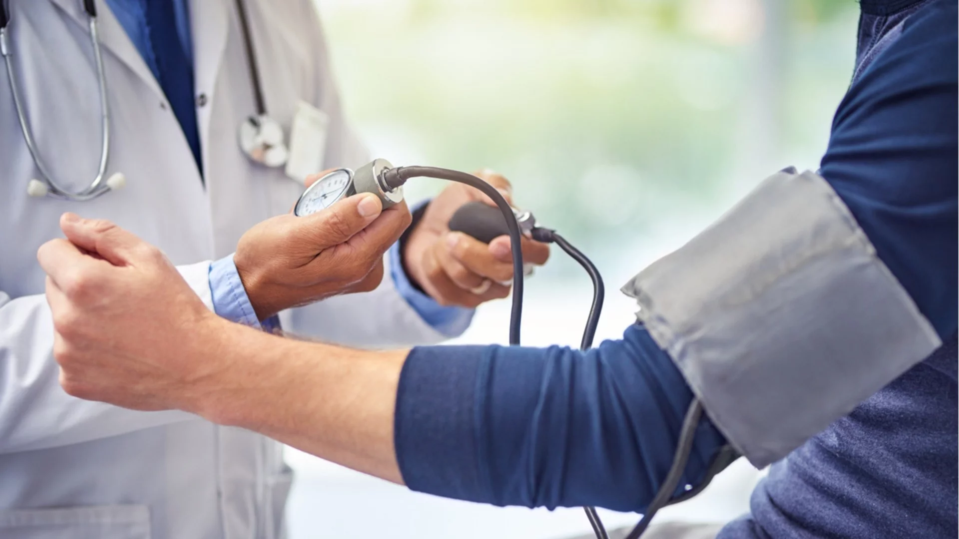 И освободените ли от такса при лекар ще плащат? БЛС обясни какво иска