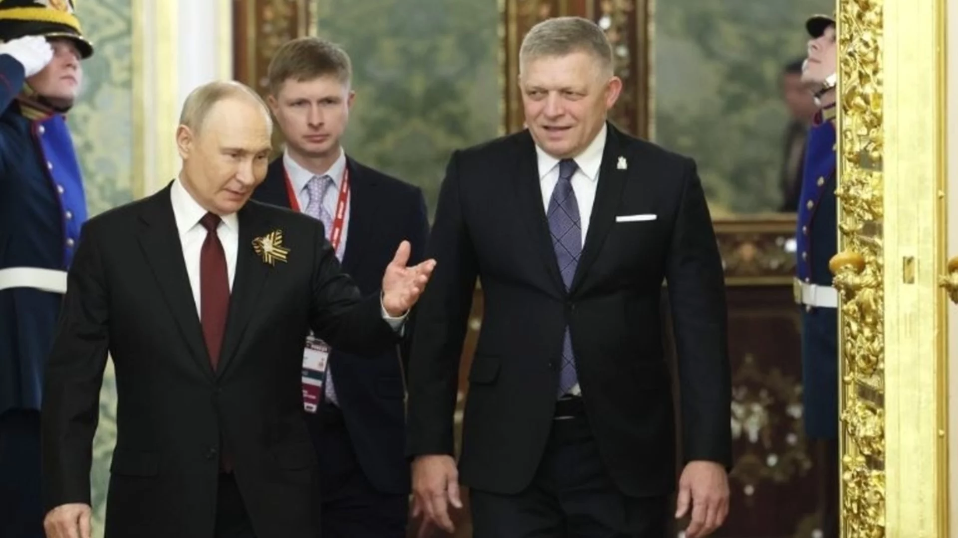 Путин се срещна с Фицо и похвали Словакия за позицията ѝ спрямо Украйна (ВИДЕО)