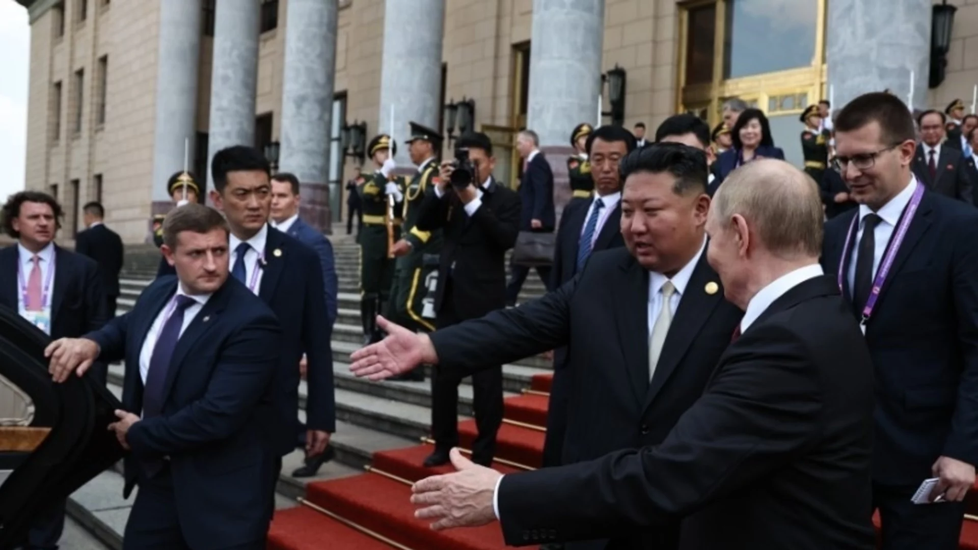 Ким Чен Ун: Братски дълг за Северна Корея е да помогнем на Русия (ВИДЕО)