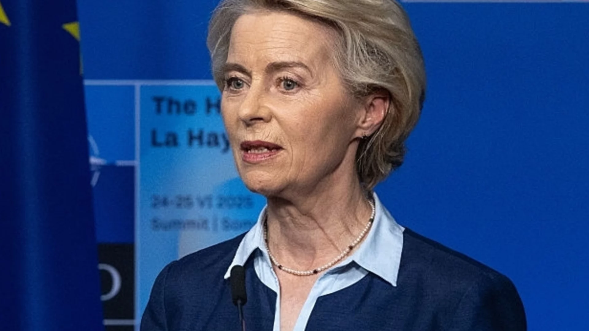 ЕК: Никога не сме твърдели, че е имало целенасочена атака срещу самолета на Фон дер Лайен